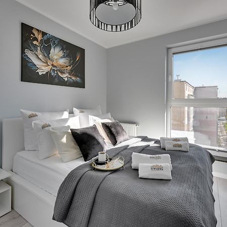 Angielska Grobla - City Center, Marina & Parking By Downtown Apartments Gdańsk Extérieur photo