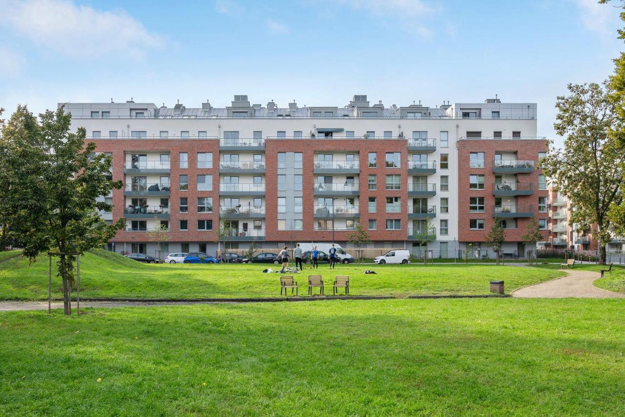 Angielska Grobla - City Center, Marina & Parking By Downtown Apartments Gdańsk Extérieur photo