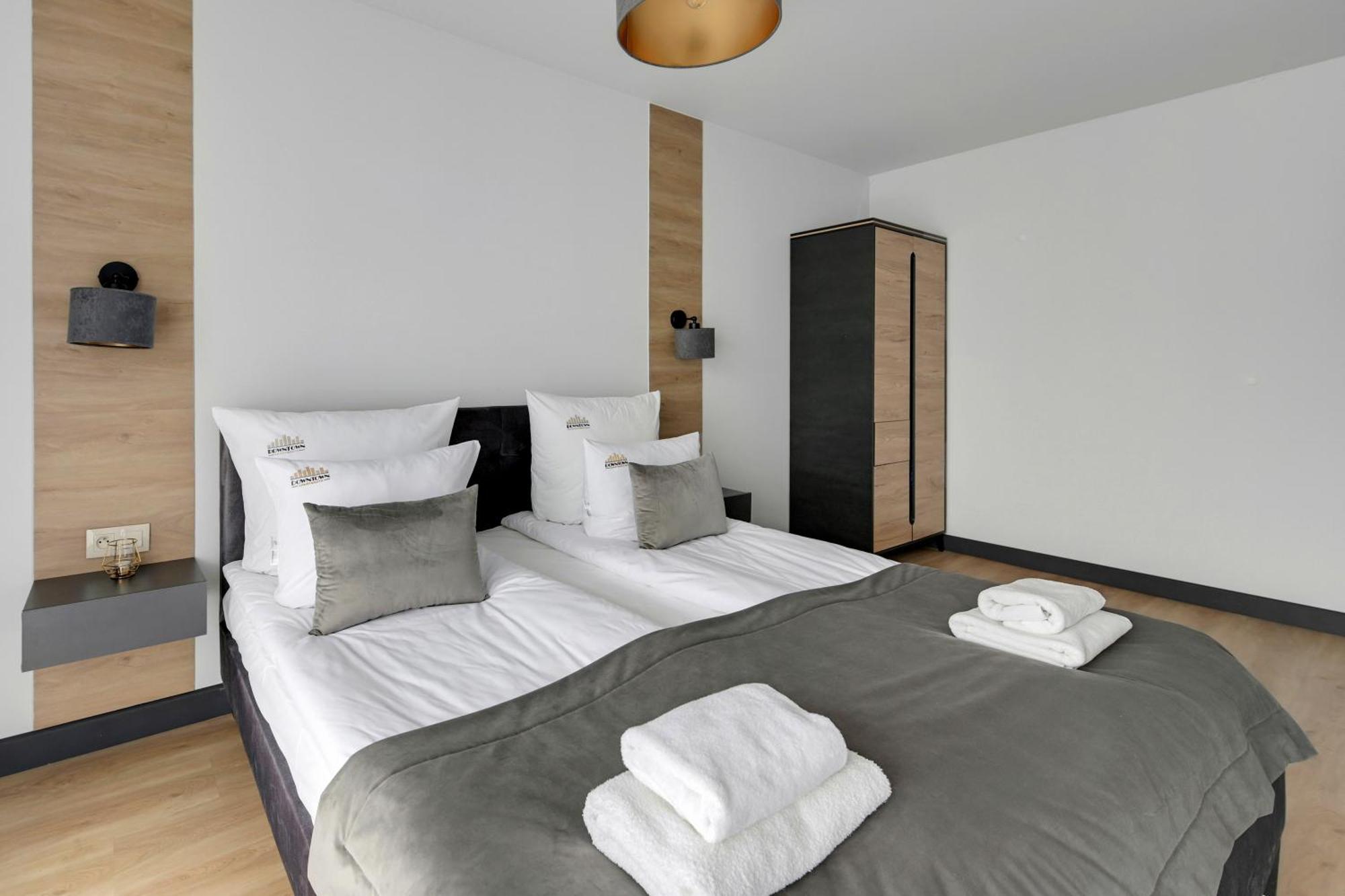 Angielska Grobla - City Center, Marina & Parking By Downtown Apartments Gdańsk Extérieur photo